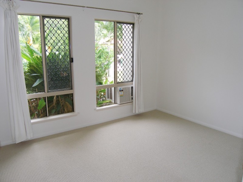 Clifton Beach QLD 4879