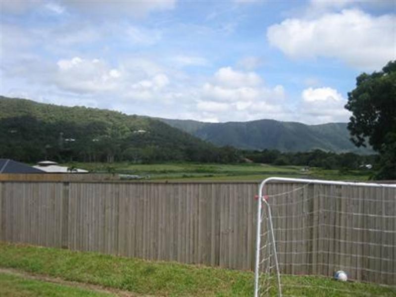 Trinity Beach QLD 4879