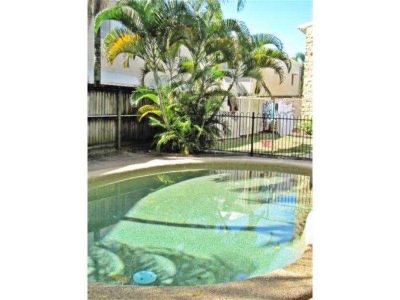 Yorkeys Knob QLD 4878