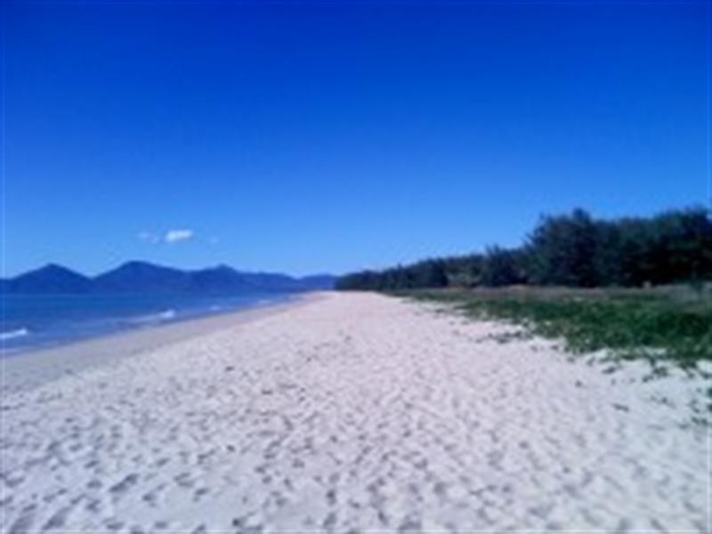 Yorkeys Knob QLD 4878