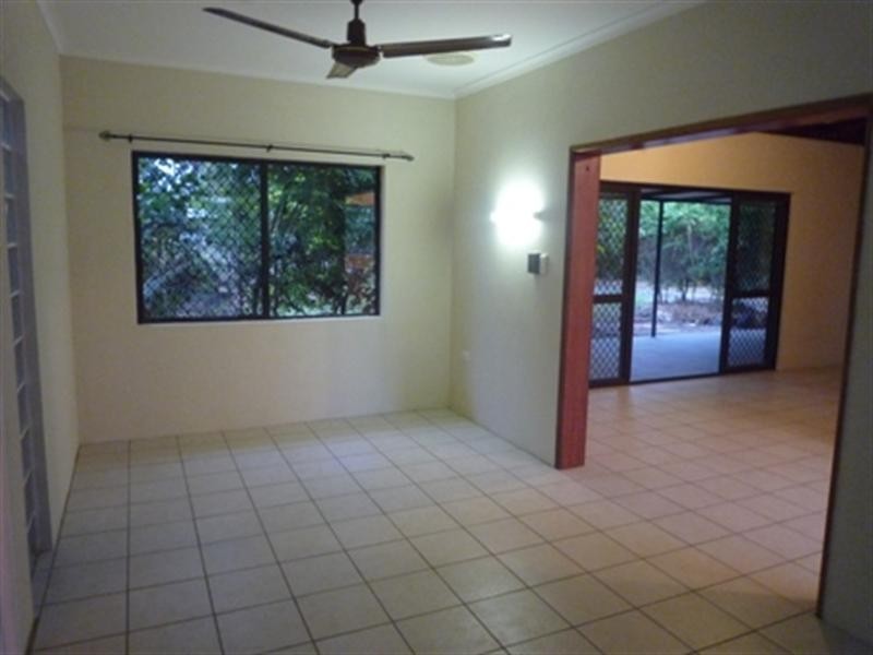 Trinity Beach QLD 4879