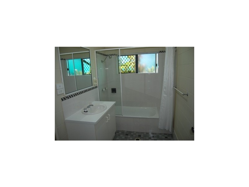 Kewarra Beach QLD 4879