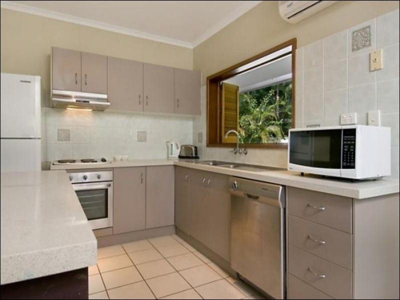 Kewarra Beach QLD 4879