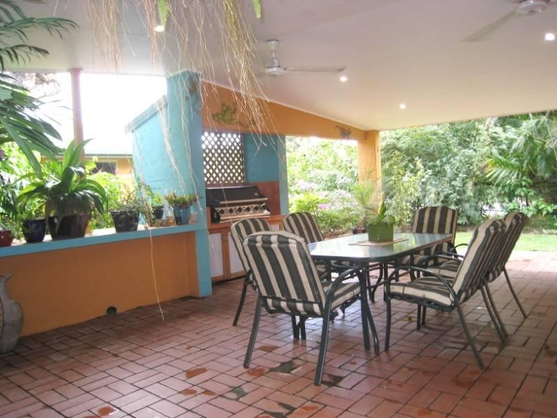 Machans Beach QLD 4878