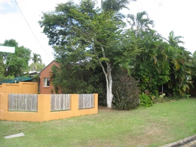 Machans Beach QLD 4878