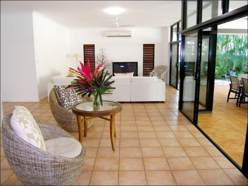 17 Bramble Street, Clifton Beach QLD 4879