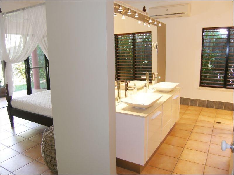 17 Bramble Street, Clifton Beach QLD 4879