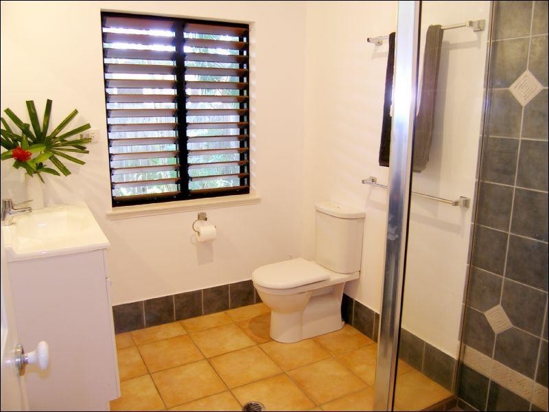 17 Bramble Street, Clifton Beach QLD 4879