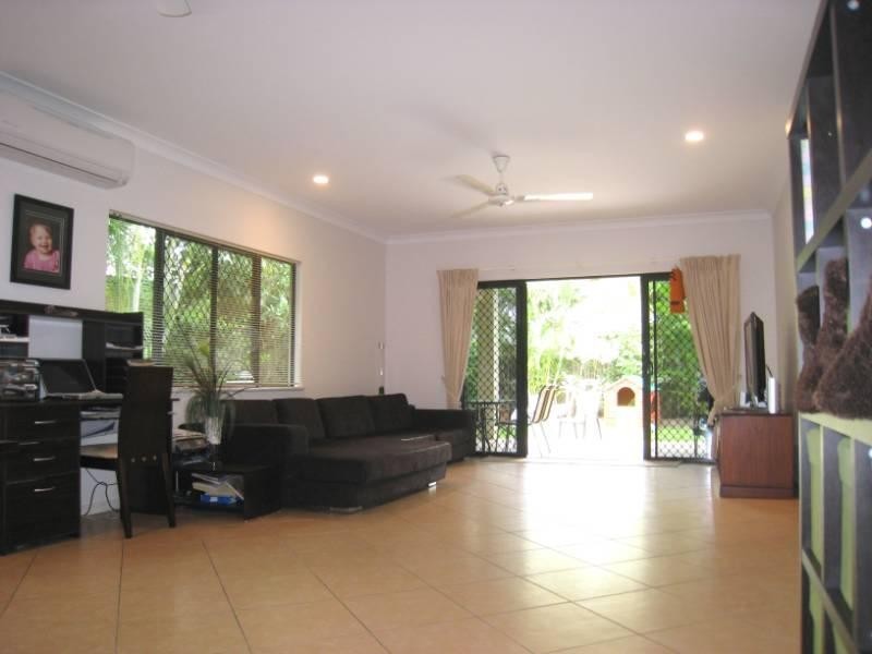 15 Bronte Close, Kewarra Beach QLD 4879