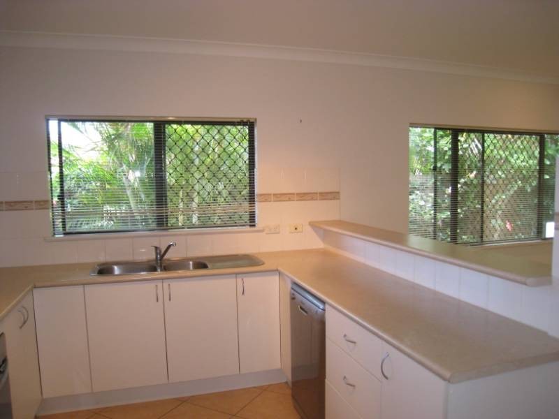 15 Bronte Close, Kewarra Beach QLD 4879