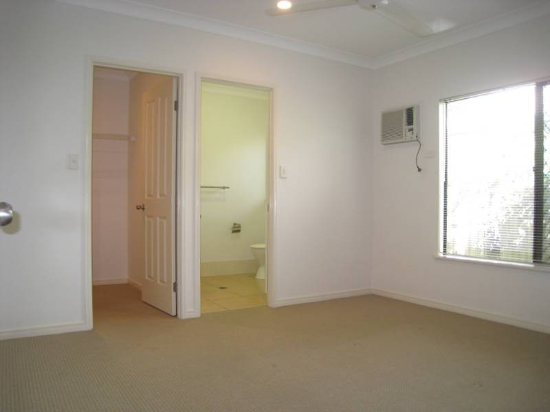 15 Bronte Close, Kewarra Beach QLD 4879