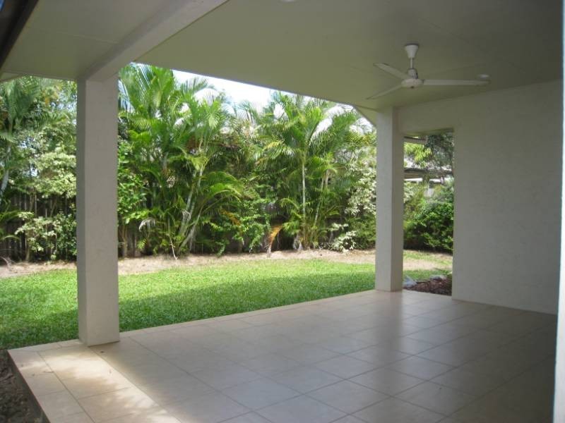 15 Bronte Close, Kewarra Beach QLD 4879