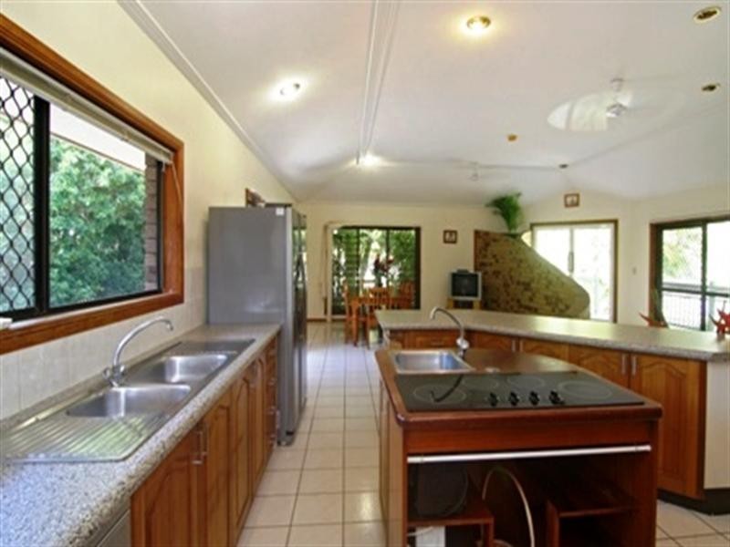 Trinity Beach QLD 4879