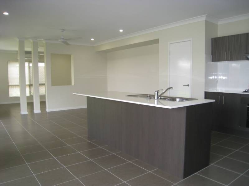 129 Roberts Drive, Trinity Beach QLD 4879