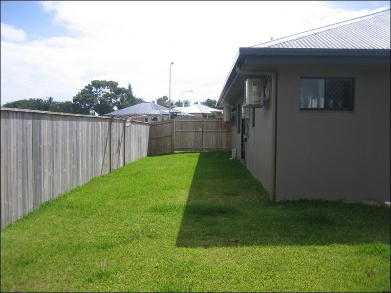 129 Roberts Drive, Trinity Beach QLD 4879