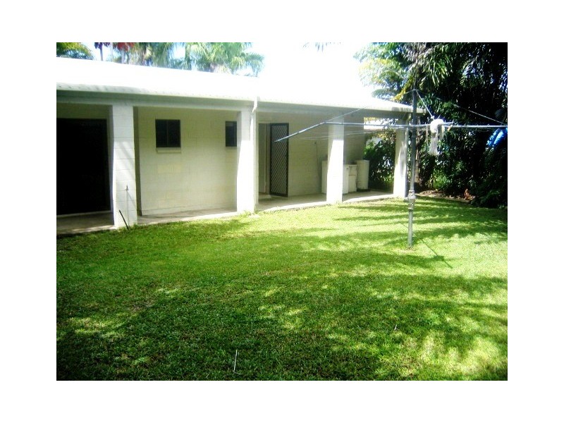 Kewarra Beach QLD 4879