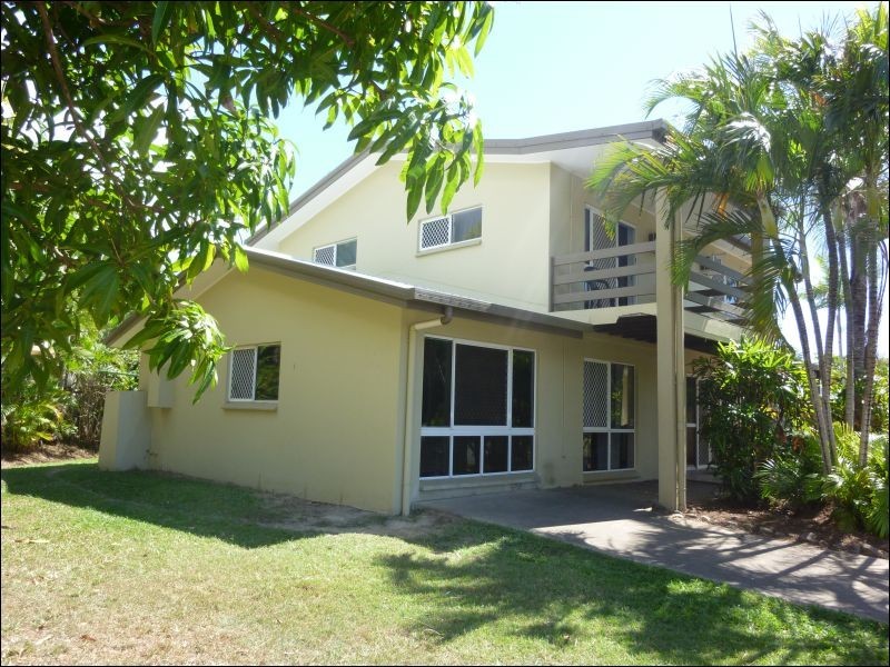 Trinity Beach QLD 4879