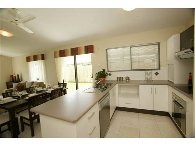 29 Selwyn Circuit, Trinity Park QLD 4879