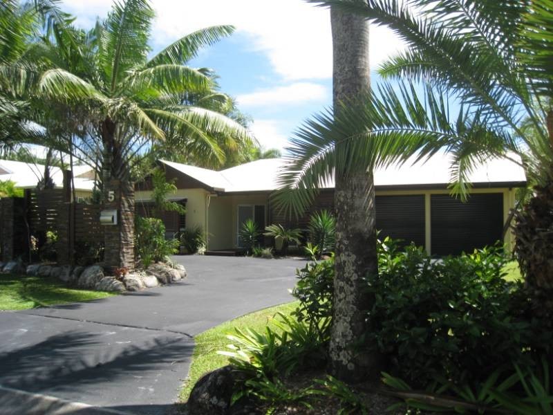 5 Koonya Close, Kewarra Beach QLD 4879