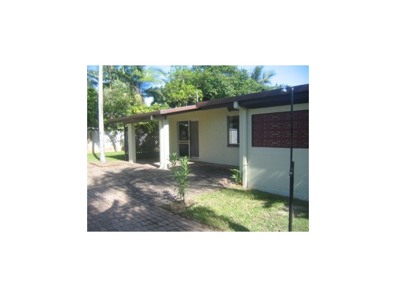 Trinity Beach QLD 4879