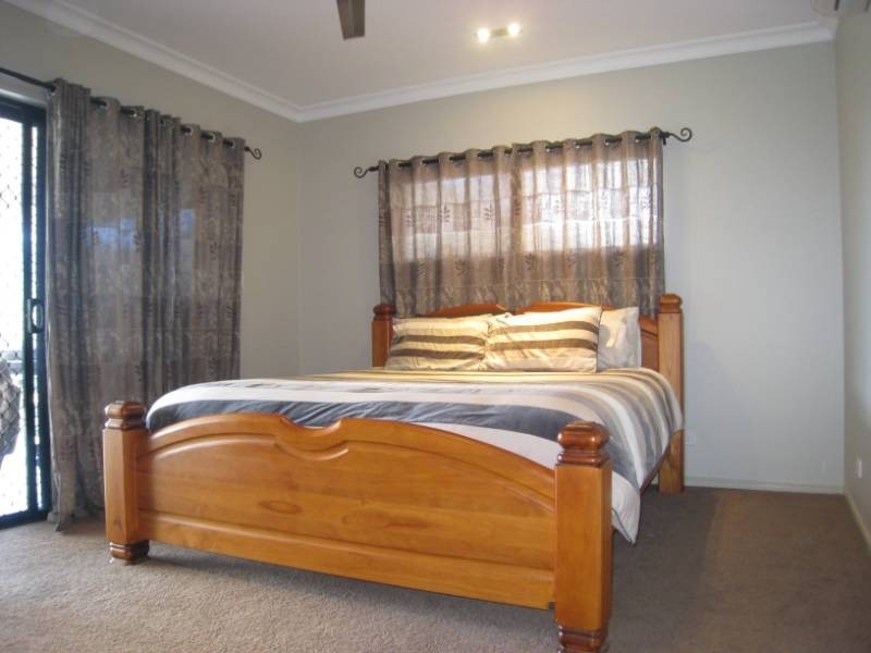 Redlynch QLD 4870