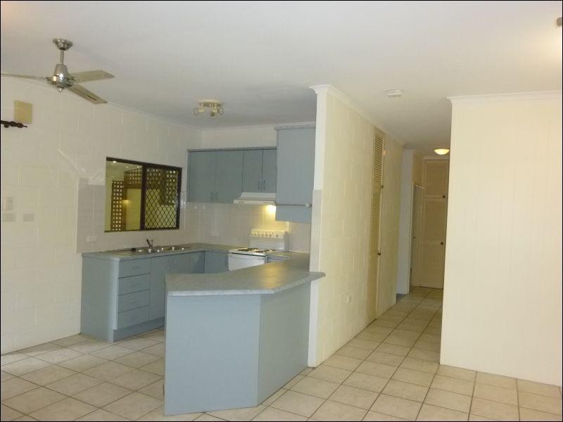 11 Bulolo Close, Trinity Beach QLD 4879