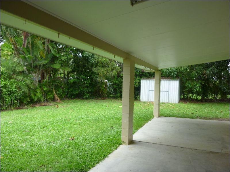 11 Bulolo Close, Trinity Beach QLD 4879