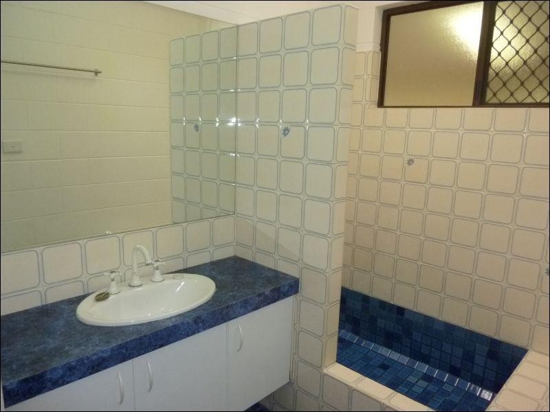 11 Bulolo Close, Trinity Beach QLD 4879