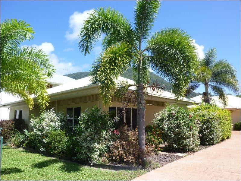 Palm Cove QLD 4879