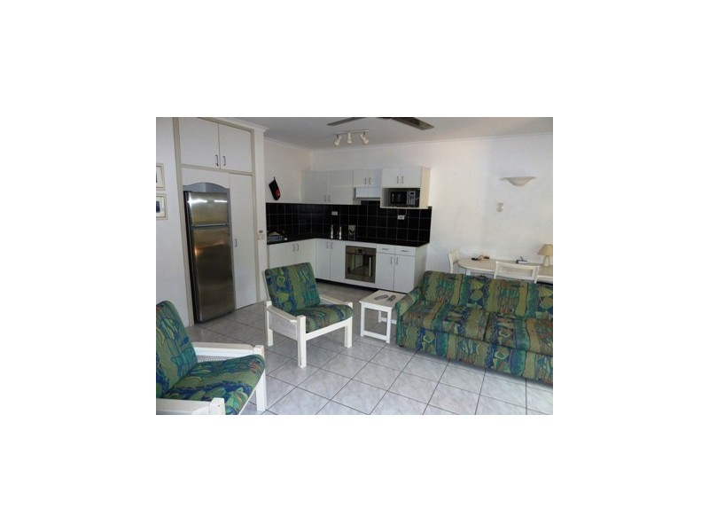 Clifton Beach QLD 4879