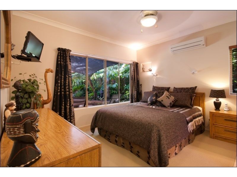 Trinity Beach QLD 4879