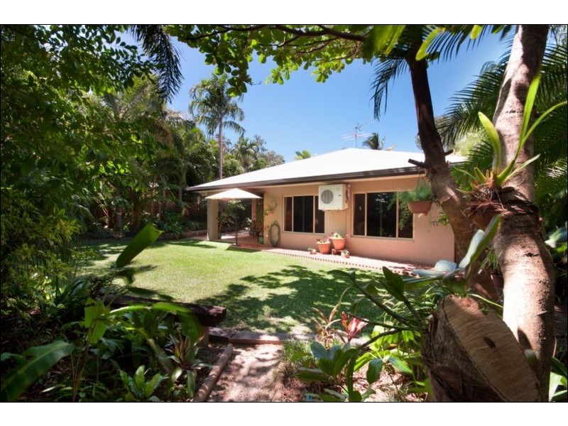 Trinity Beach QLD 4879