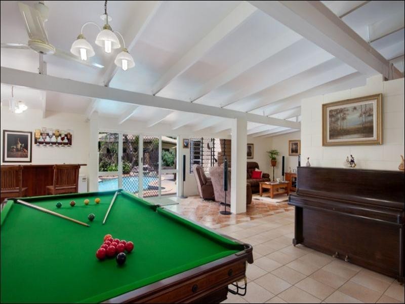 6 County Close, Smithfield QLD 4878