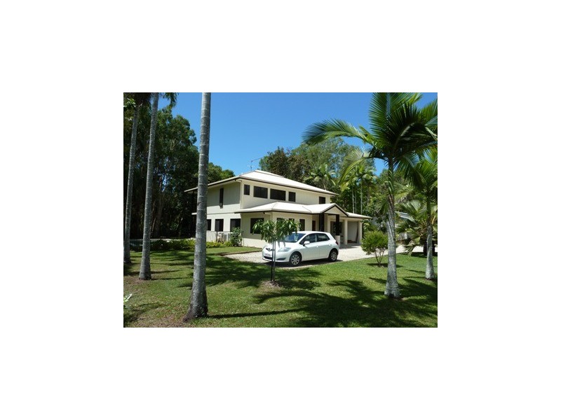 Kewarra Beach QLD 4879