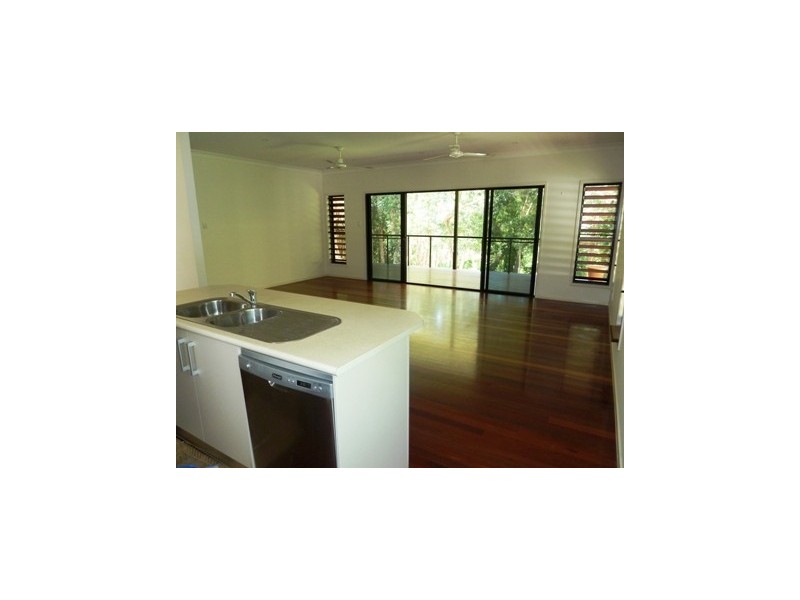 Kewarra Beach QLD 4879