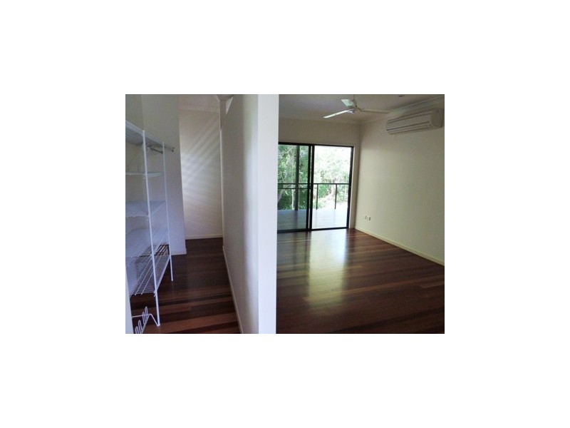 Kewarra Beach QLD 4879