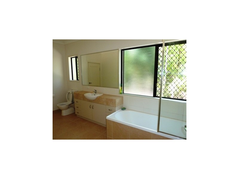 Kewarra Beach QLD 4879