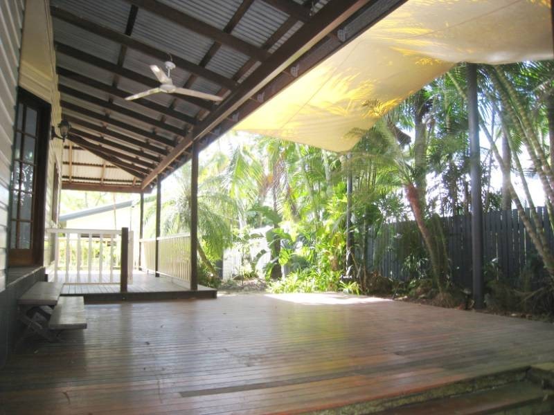 38 Rudder Street, Clifton Beach QLD 4879