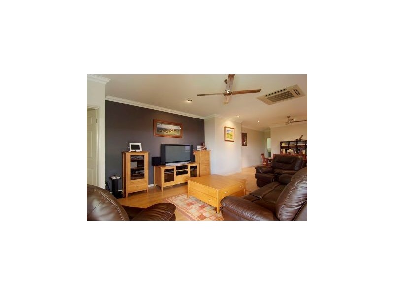 Kewarra Beach QLD 4879