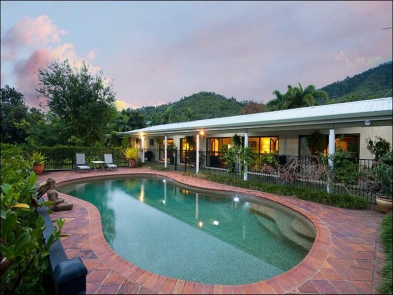 21-23 Ellison Street, Clifton Beach QLD 4879