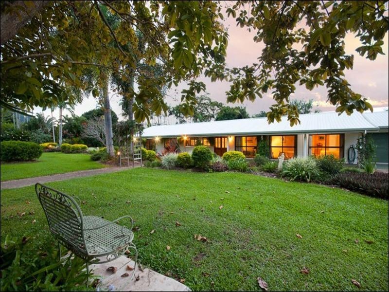 21-23 Ellison Street, Clifton Beach QLD 4879
