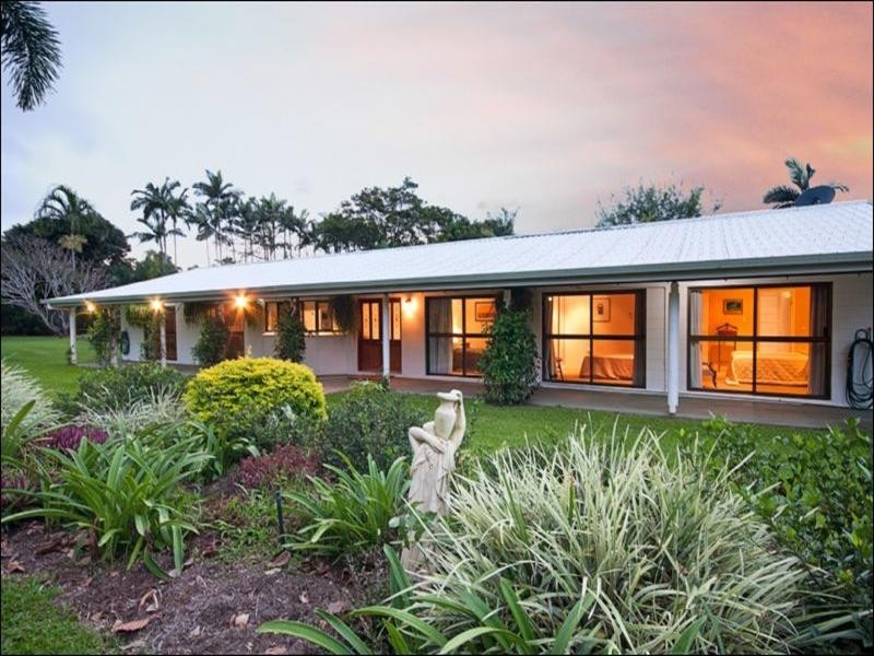 21-23 Ellison Street, Clifton Beach QLD 4879