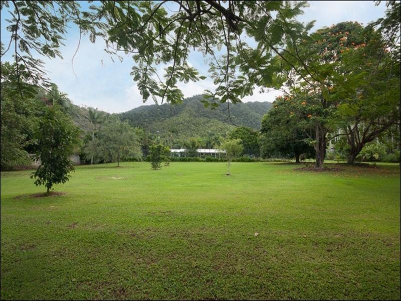 21-23 Ellison Street, Clifton Beach QLD 4879