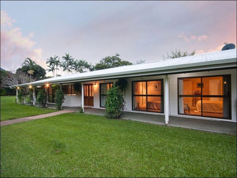 21-23 Ellison Street, Clifton Beach QLD 4879