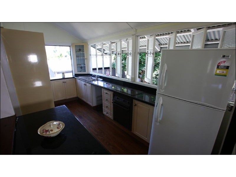 3 Mahab Street, Kewarra Beach QLD 4879