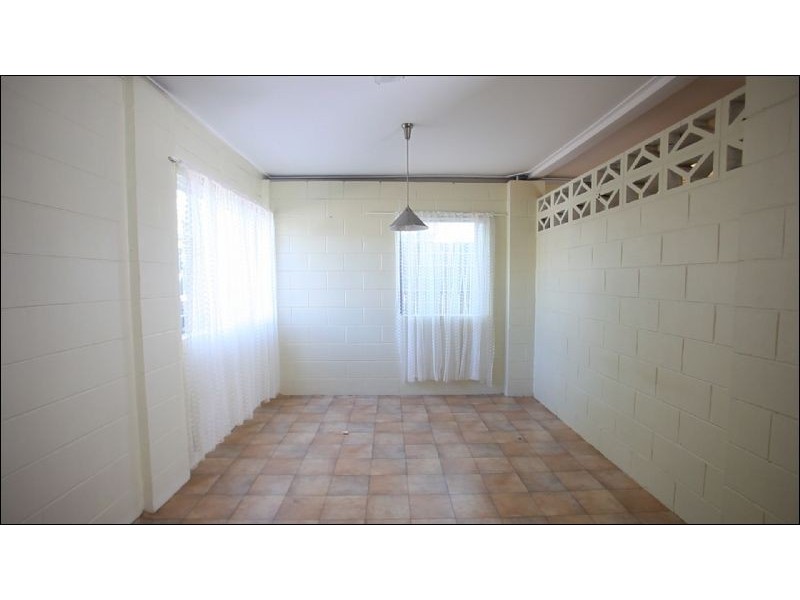 3 Mahab Street, Kewarra Beach QLD 4879