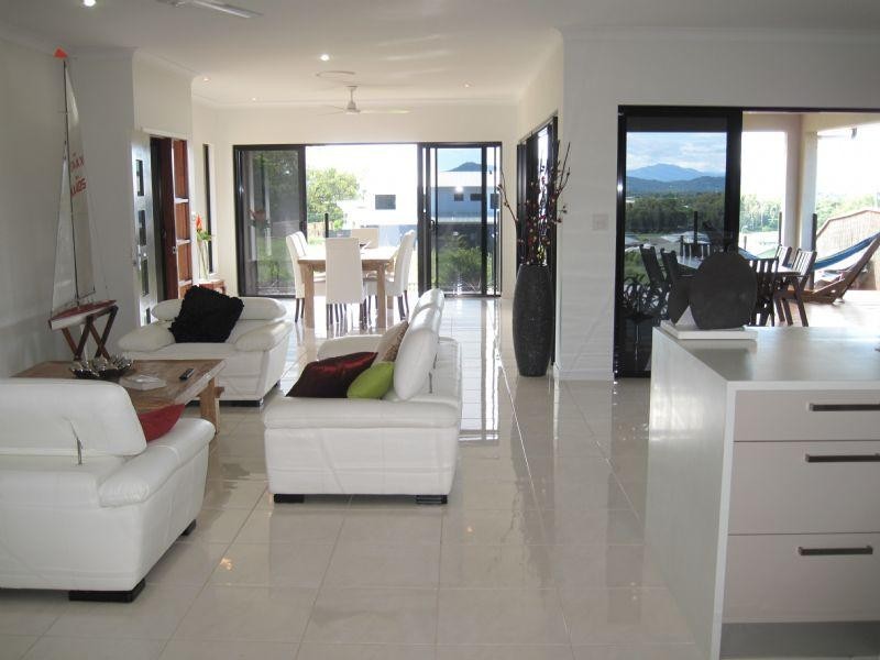 Trinity Beach QLD 4879