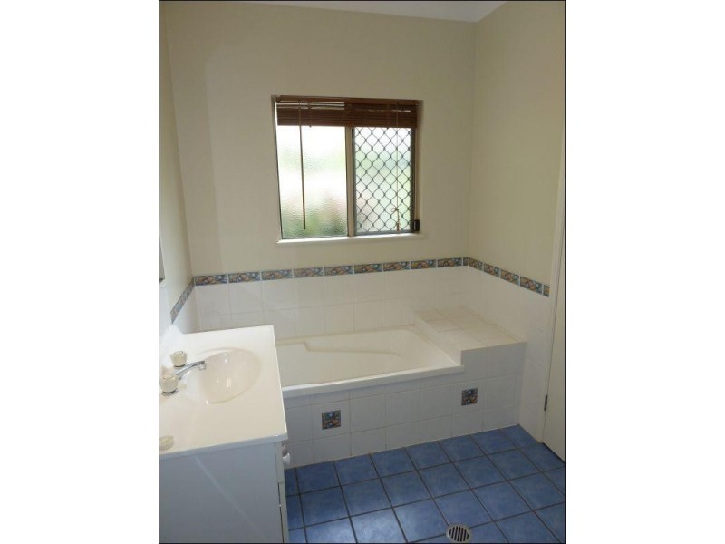 Caravonica QLD 4878