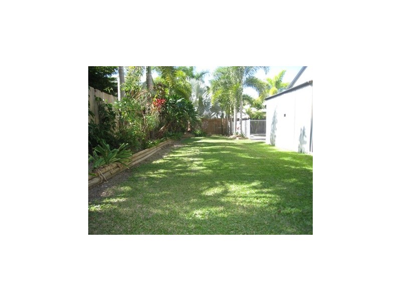 Kewarra Beach QLD 4879