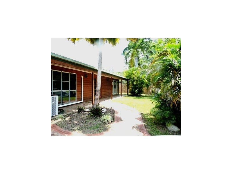 Kewarra Beach QLD 4879